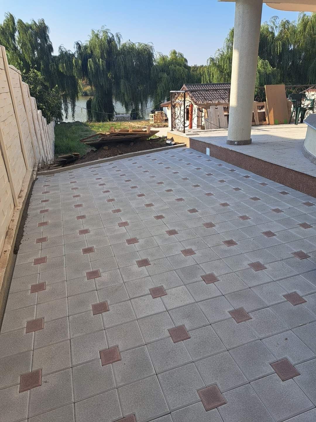 Pavaje pentru gradina model 30x30 Patinat de la 39lei mp Pavele Montaj