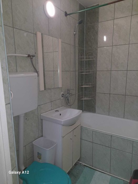 Apartament 2 camere de închiriat