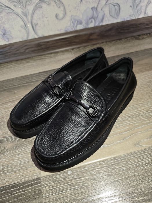 Мужской обувь размер 39