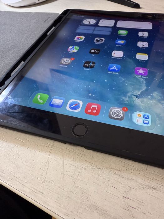Ipad 8th gen 32Gb wi-fi ca Noua cu MDM