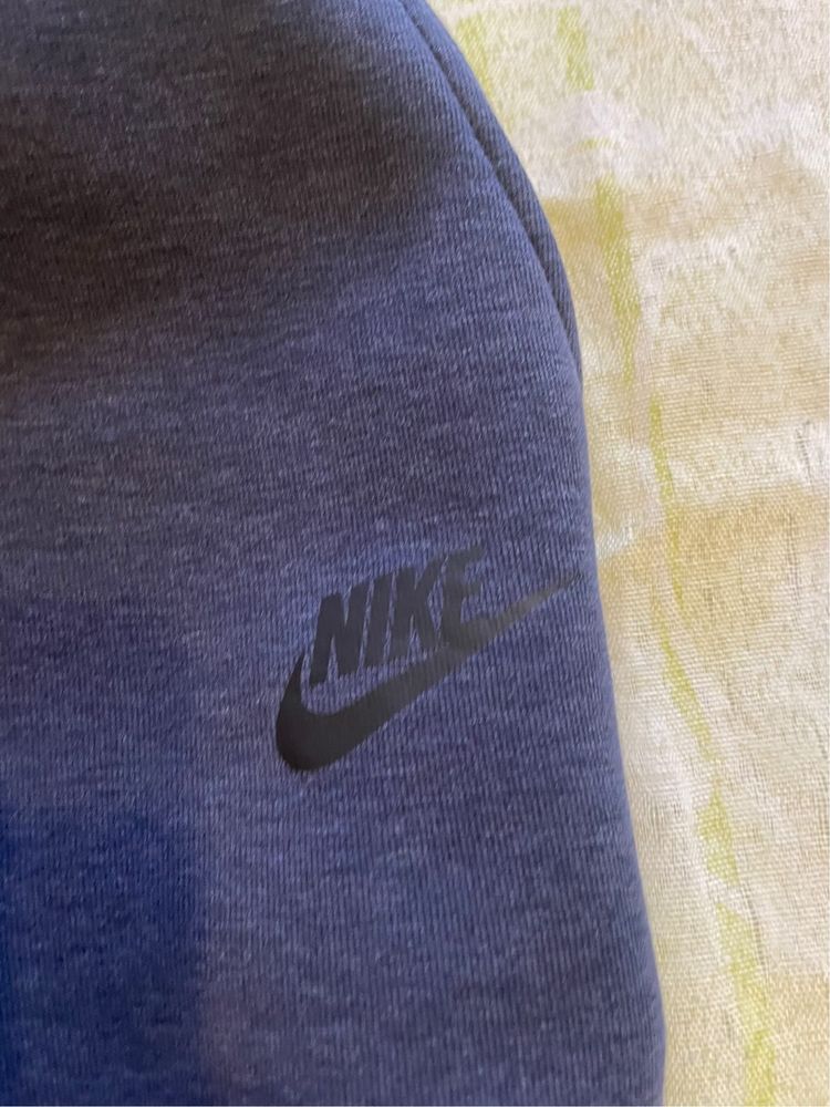 Оригинално долнище Nike