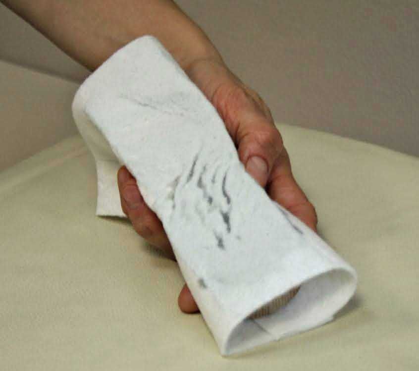 Set de curățare a petelor de la blugi de pe canapele piele KERALUX P