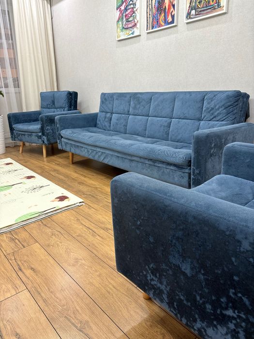 Диван и два кресла