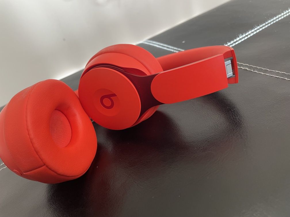 НОВО!!! Безжични слушалки beats solo pro