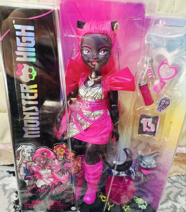 Кукла Monster High — Catty Noir