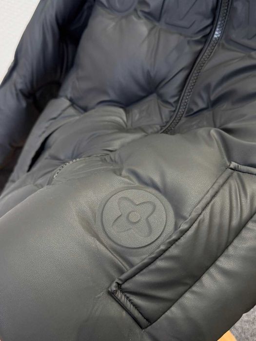 Geaca Louis Vuitton cu puf Premium