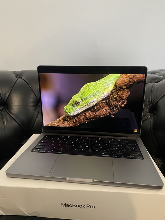 MacBook Pro 14-inch/ M1 Pro / 16 Gb RAM / 512 Gb / Space Black /Ca nou