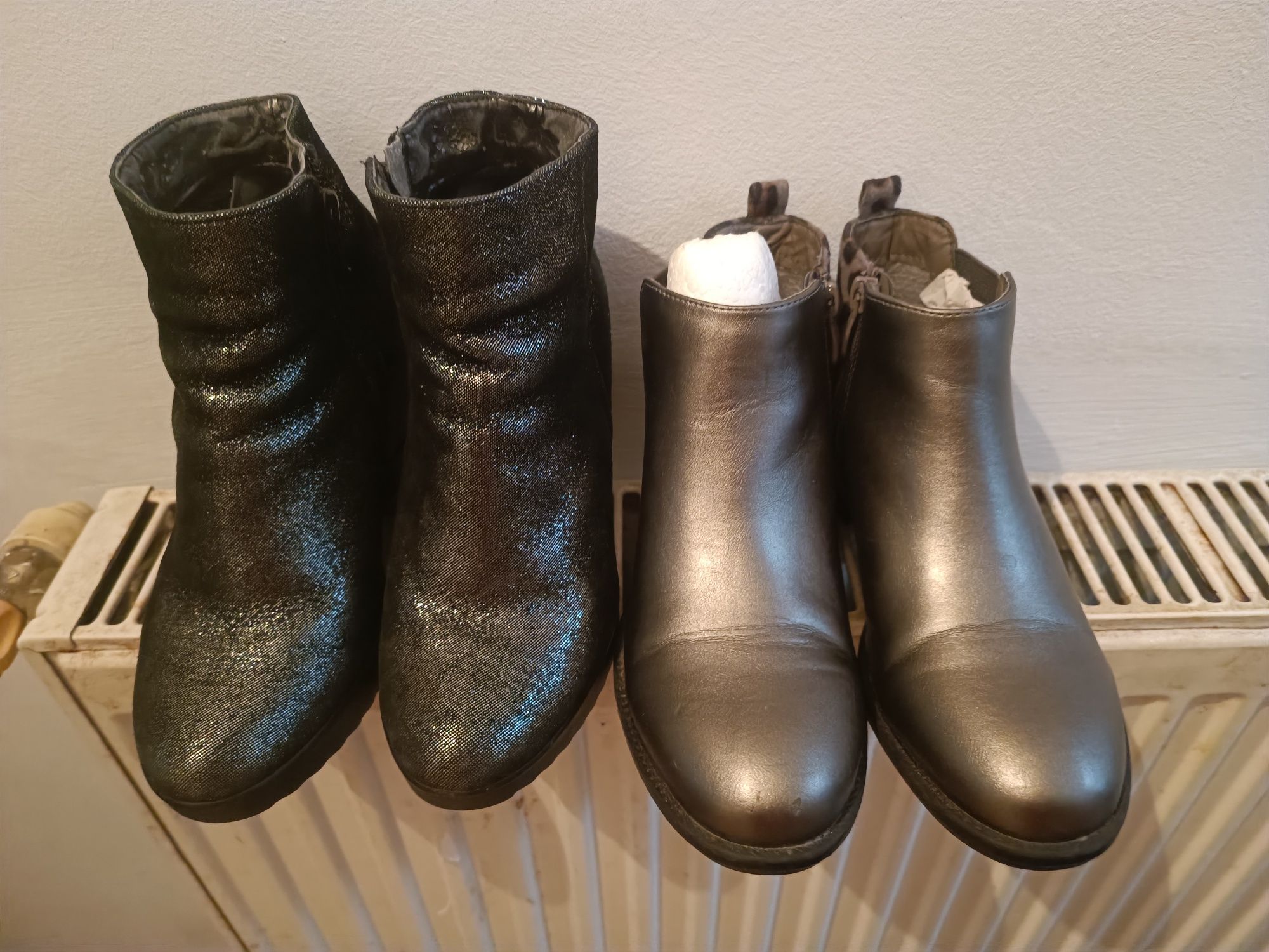 Botine și ghetuțe noi