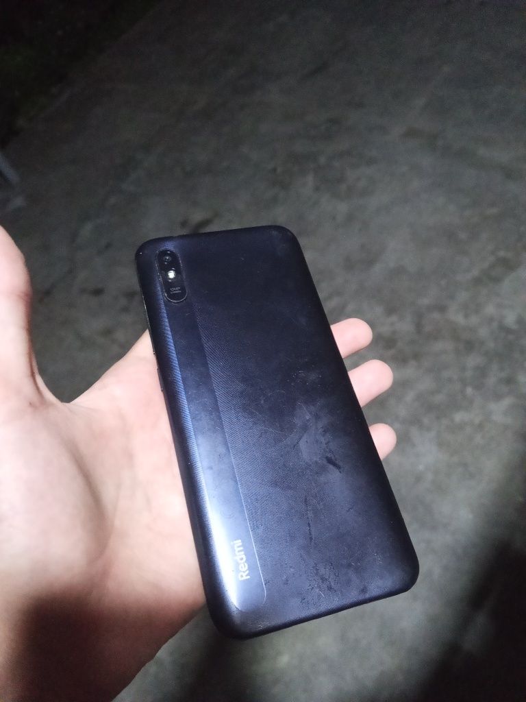 Redmi 9a 32/2 xolati yaxshi