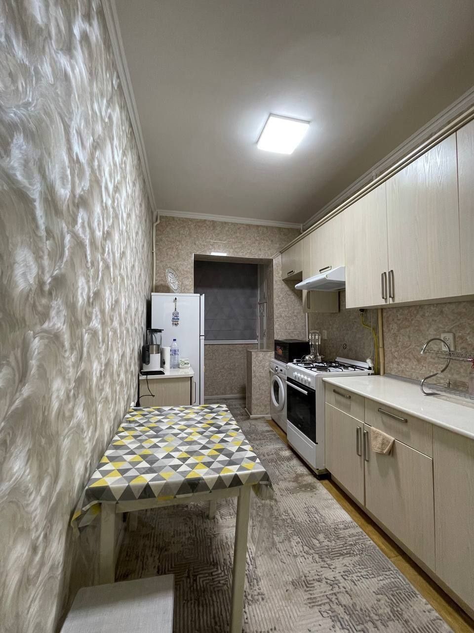 Продам 3/5/9 75м2 в Ойбек, ор-р: Точка Вкуса