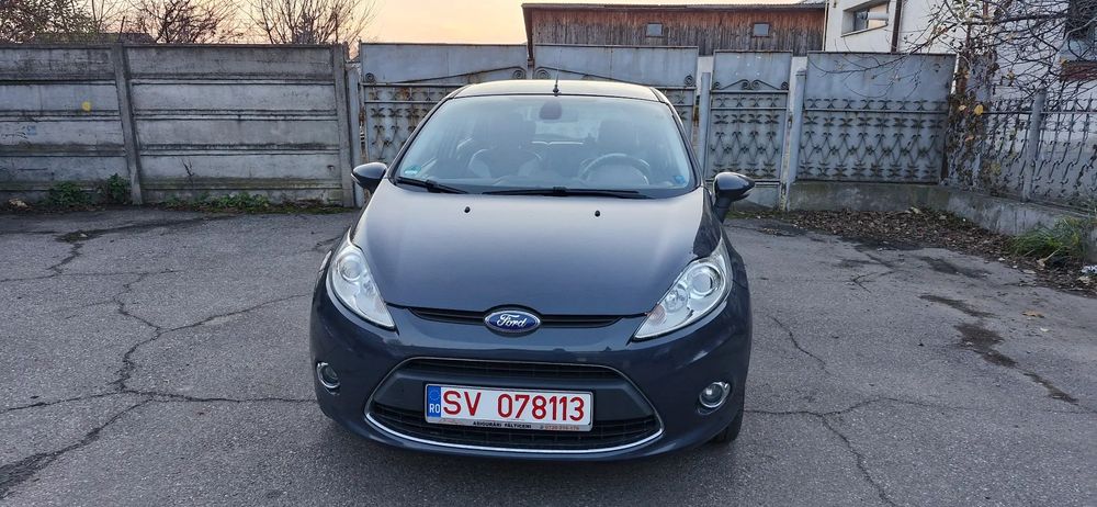 Ford Fiesta Adus recent din Germania nr roșii valabile euro 5