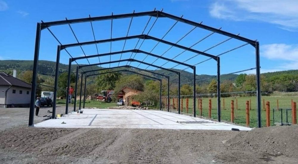 Vând hală metalică 12x10