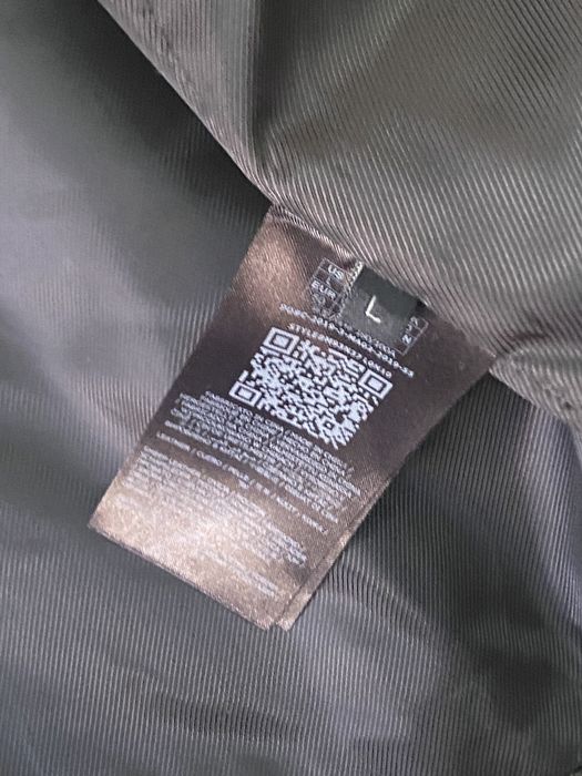 Продам новую кожаную куртку Guess 48-50  р