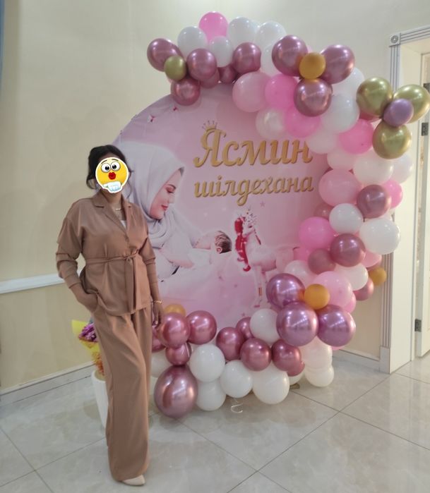 Продам брючной костюм двойка,атлас