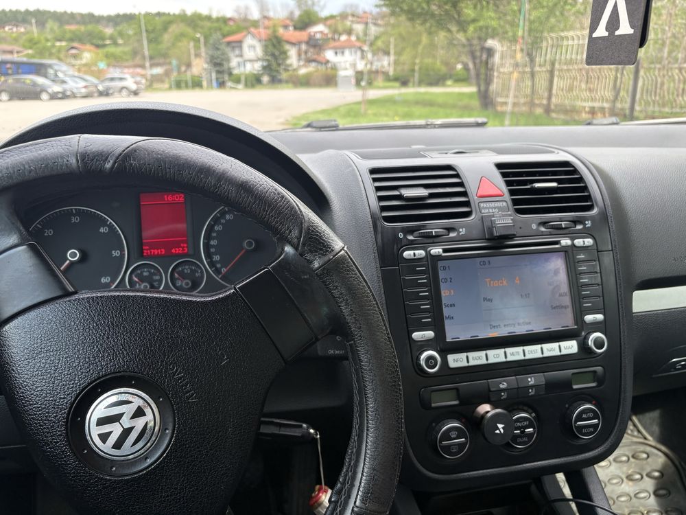 Vwolkswagen  Golf 5