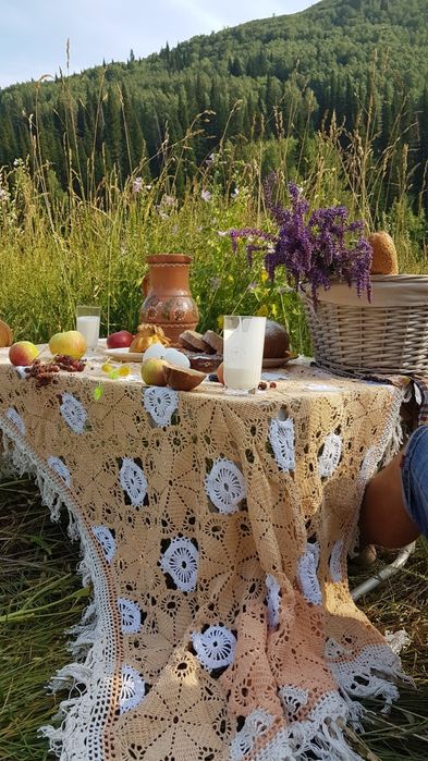 Скатерть-дорожка, крючком 23.000 ручная работа