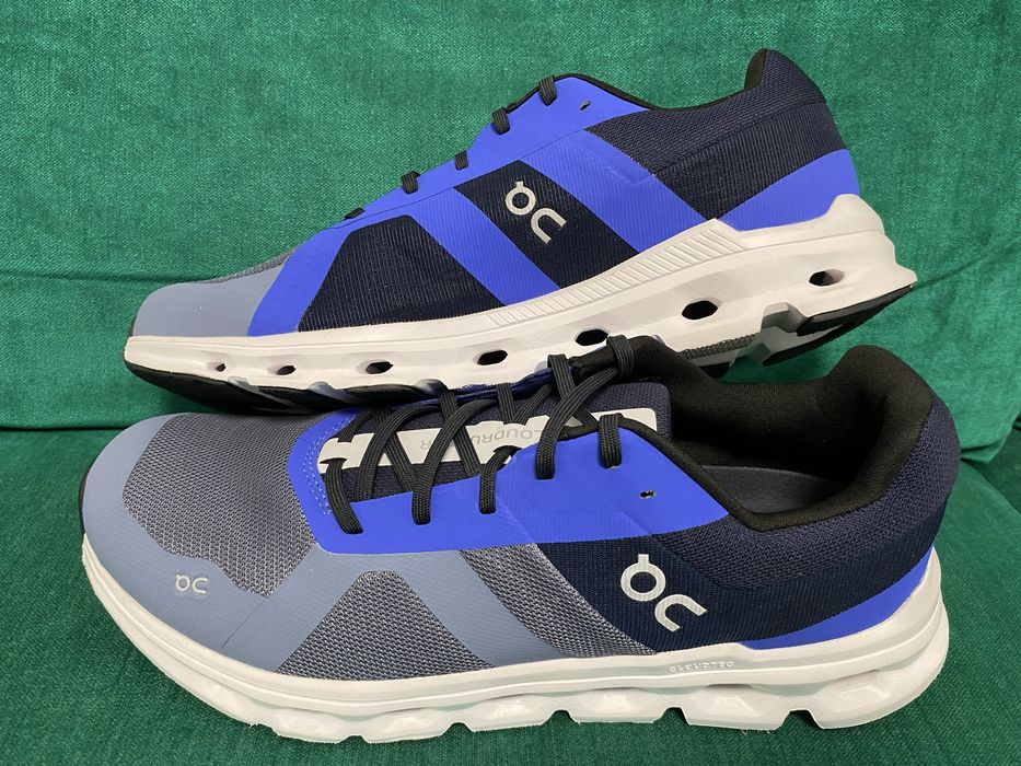 Pantofi sport On Running Cloudrunner marimea 47.5