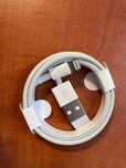 Захранващ кабел USB Lingtning