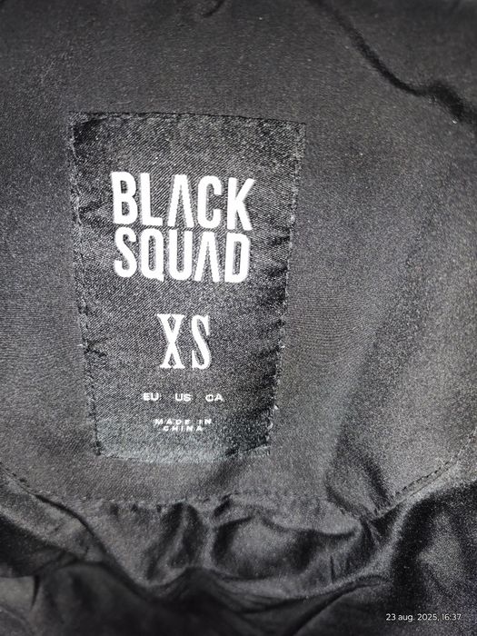 Geaca neagra toamna iarna