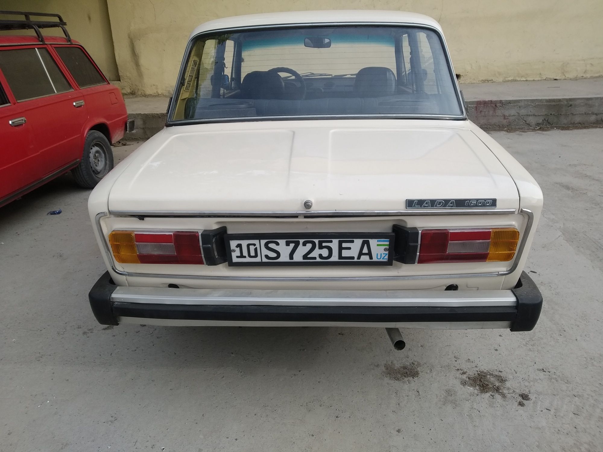 VAZ 2106 sotiladi