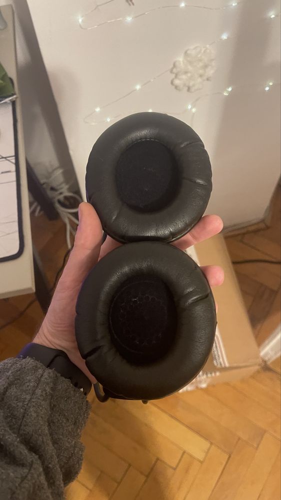 Casti Audio-Technica ATH-AVC500