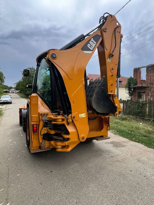 Buldoexcavator CAT 428F