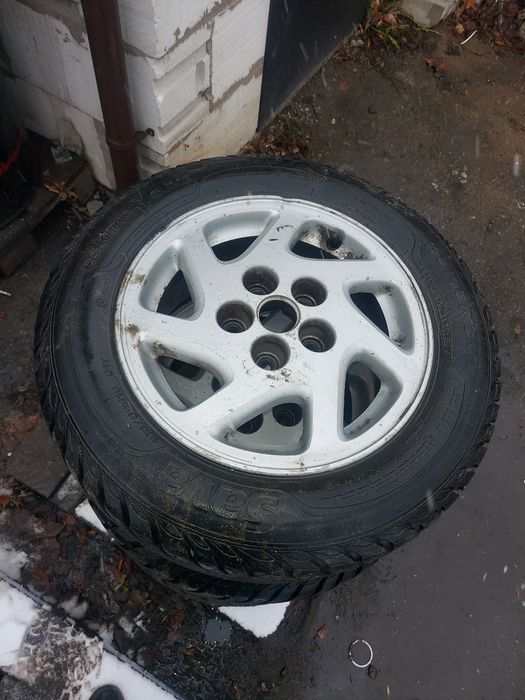 Продам Зимние шины вместе с Дисками