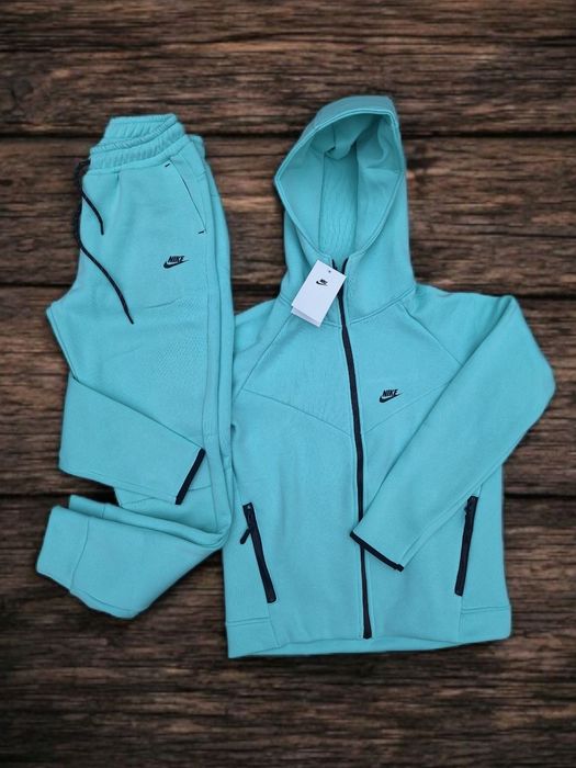 Ватирани дамски екипи