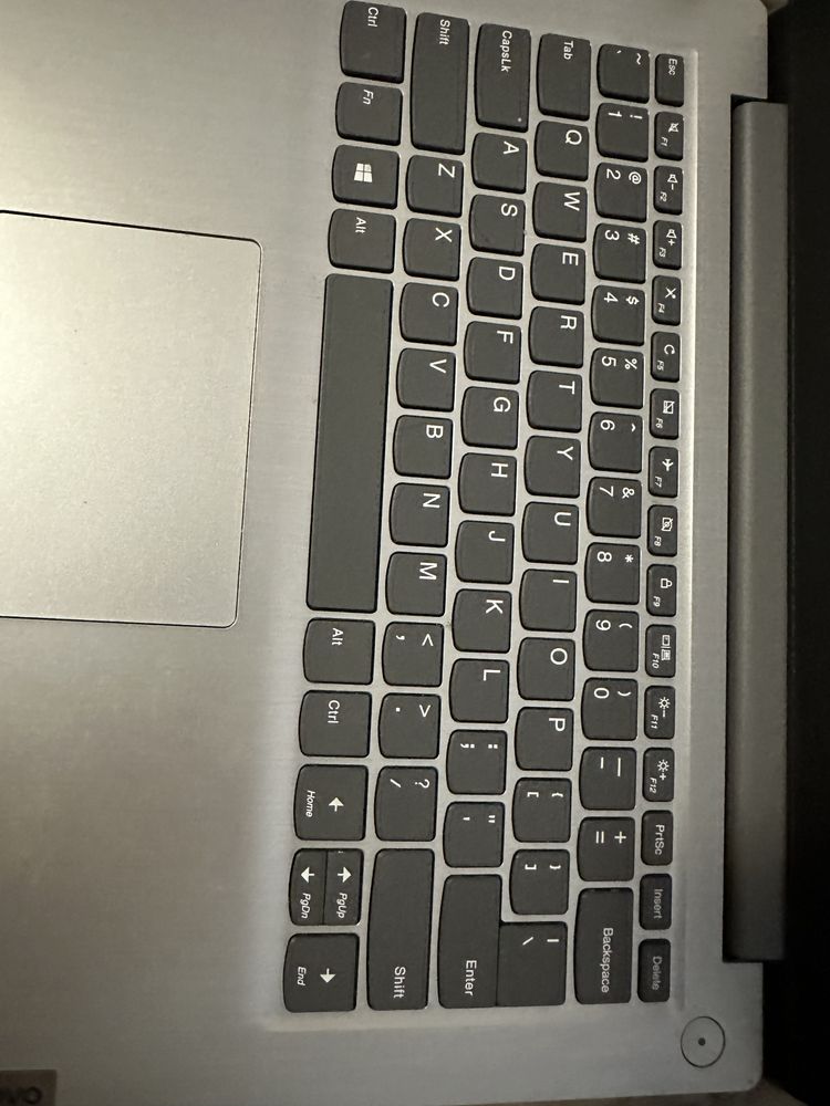 Laptop lenovo ideaPad 3