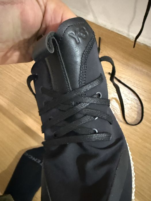 Adidasi Y3 Runner originali ,noi,marime 38 1/2 !