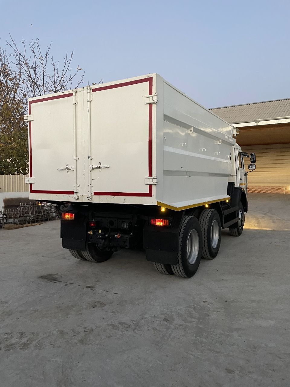 КАМАЗ Самосвал 65115 6×4