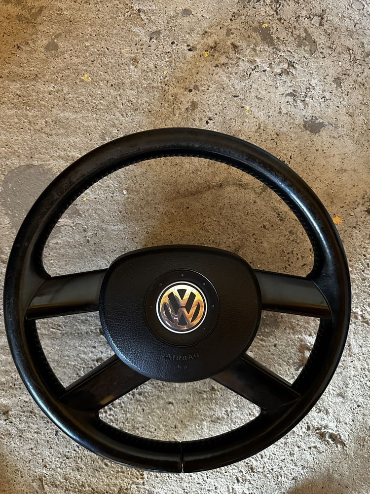 Части за VW TOURAN