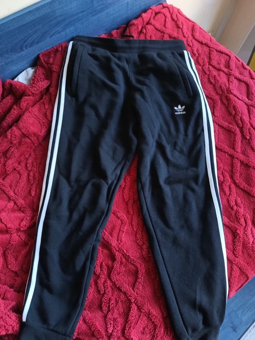 Adidas sweatpants