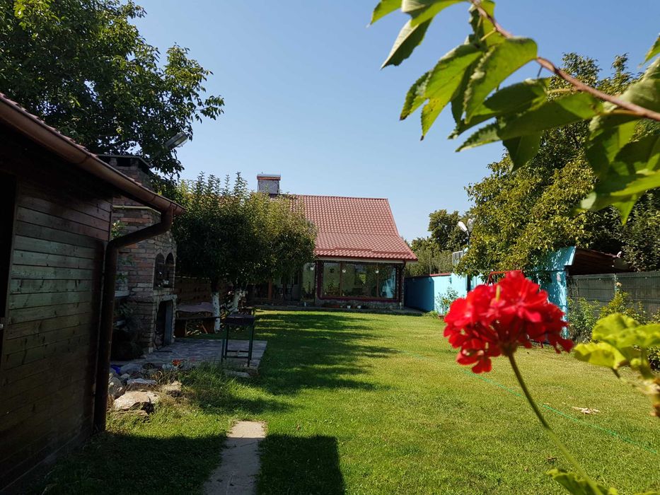 Casa P+E, teren 800 mp, garaj si beci, Clocociov