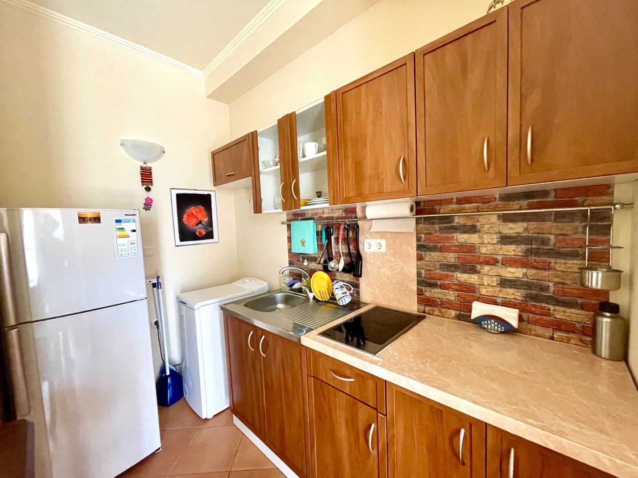 Продава се Двустаен апартамент в к.к. Елените - 56 кв.м за 1017 €/кв.м - Снимка #5