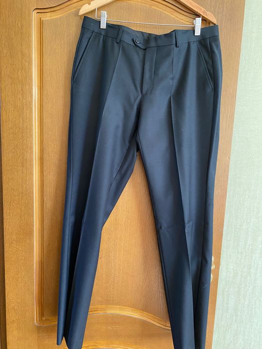 Продам мужской костюм