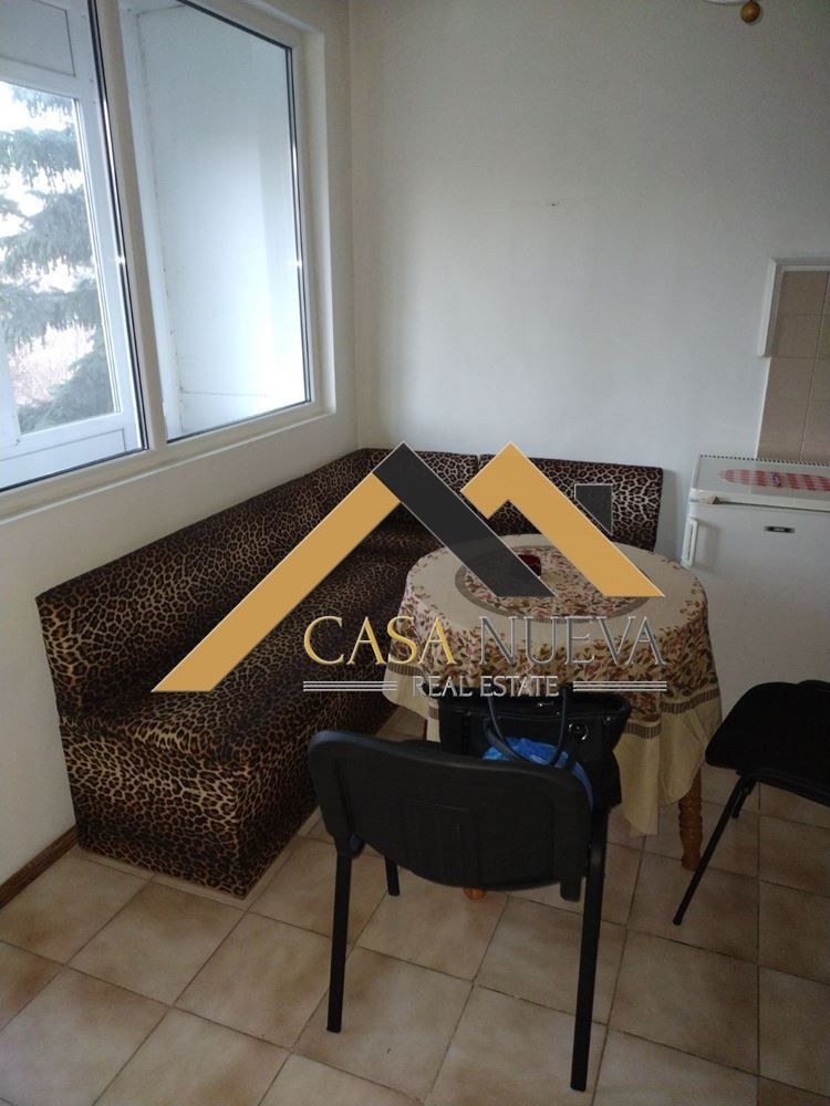 Дава се под наем Двустаен апартамент в Радомир - 60 кв.м за 230 € - Снимка #1