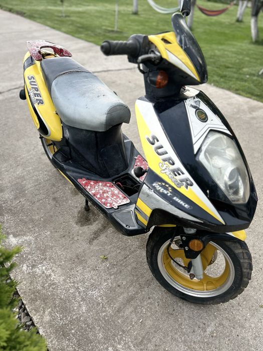 Scuter FirstBike 50