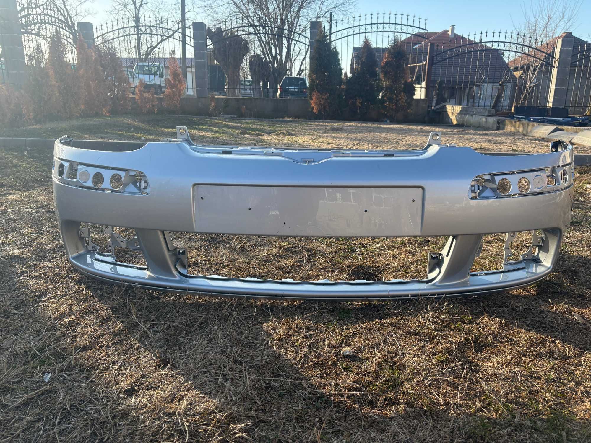Предна броня за Голф 5 / VW Golf V