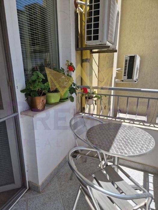 Дава се под наем Двустаен апартамент в Варна, Аспарухово - 65 кв.м за 459 € - Снимка #11