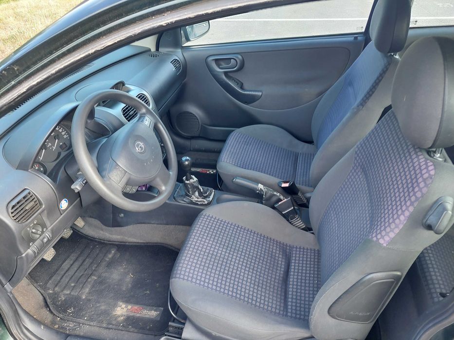 Opel Corsa 1.2, 75 CP, benzina–an 2002, proprietar din 2008, 185000 km