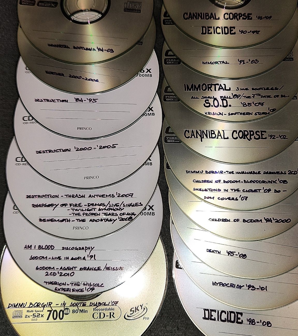 CD-R колекция с метъл групи !