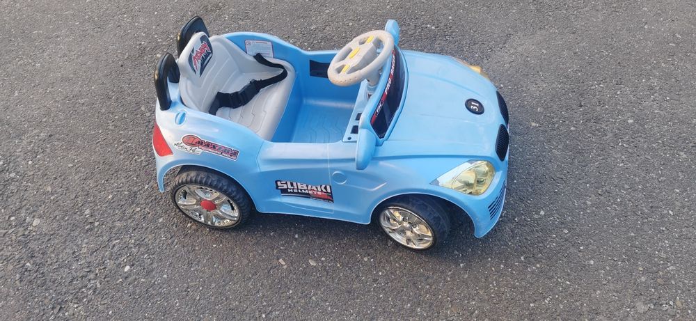 Masinuta electrica pentru copii