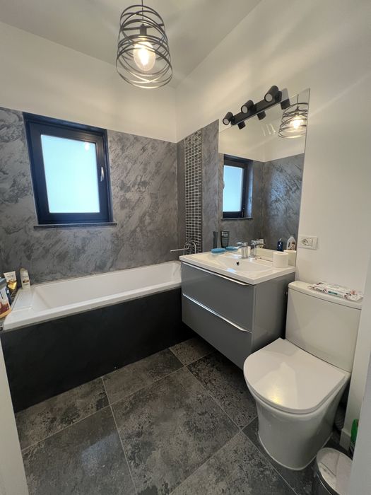 Inchiriez apartament 3 camere La Padurea de Stejari