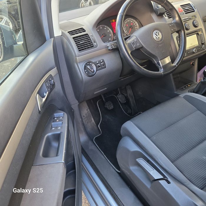 Vând WV Turan 1,4 TSI  Benzina