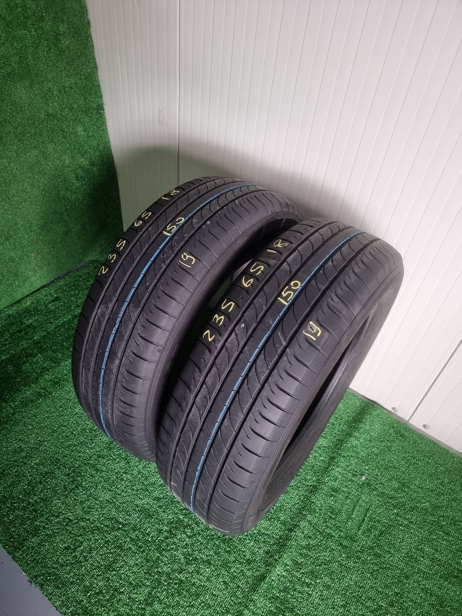 235.65.18 dunlop