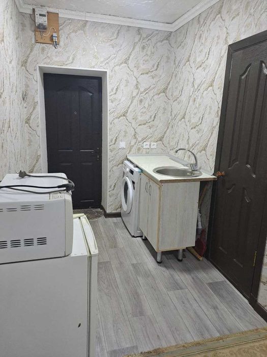 Аренда 1 комнатной кв. в БЫВШЕМ ОБЩЕЖИТИИ СЕМЬЯ ЗАГС. Депозит 100 у.е