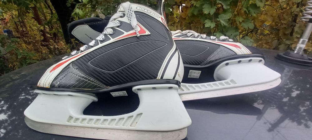 Patine Toronto Tecno Pro marimea 42