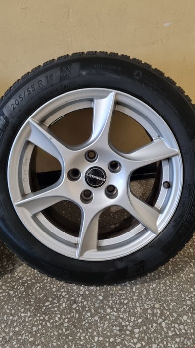 Set jante Borbet 16' cu anvelope michelin alpin 4