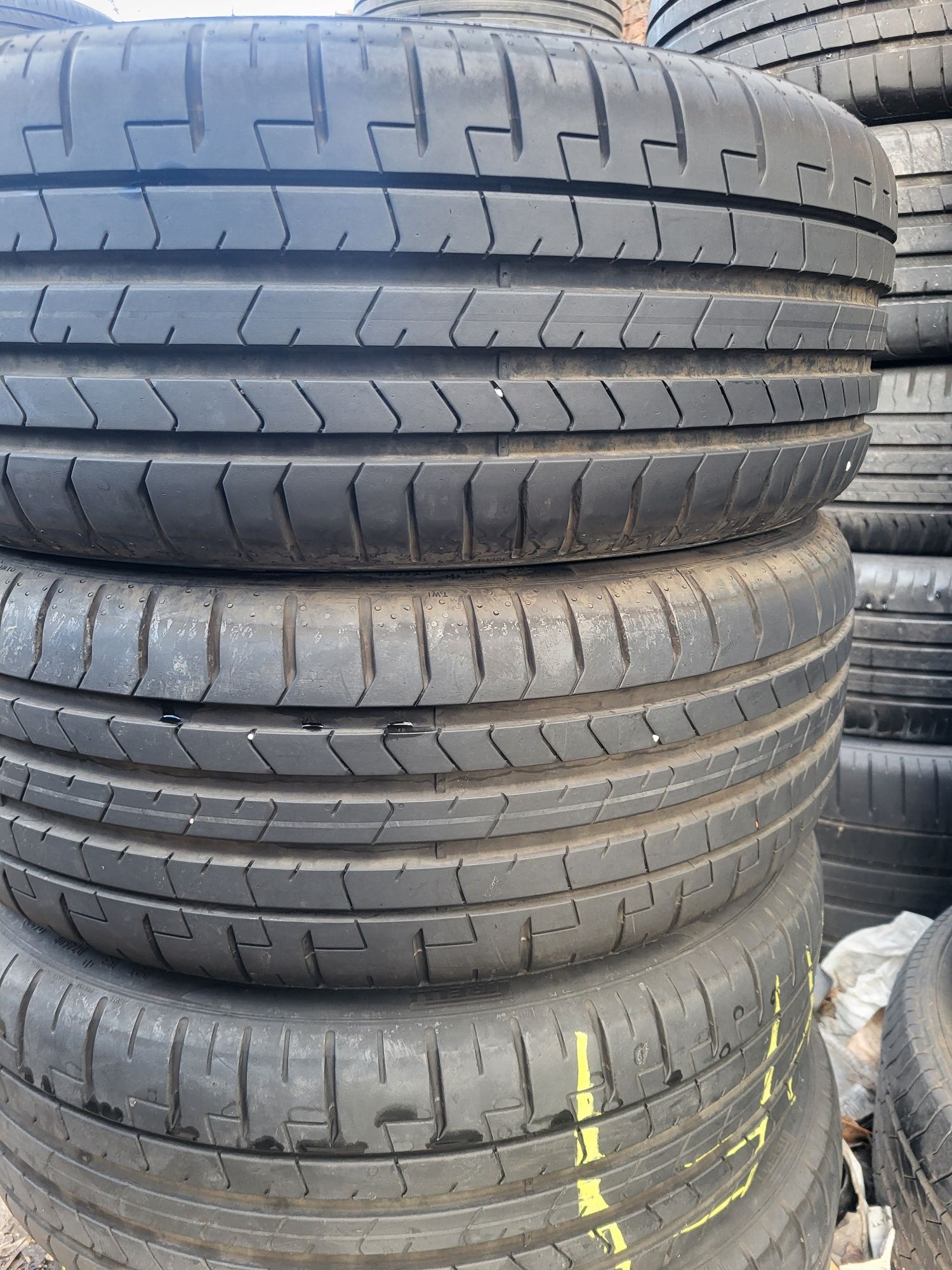 4бр. 205 40 18 Pirelli RunFlat летни.